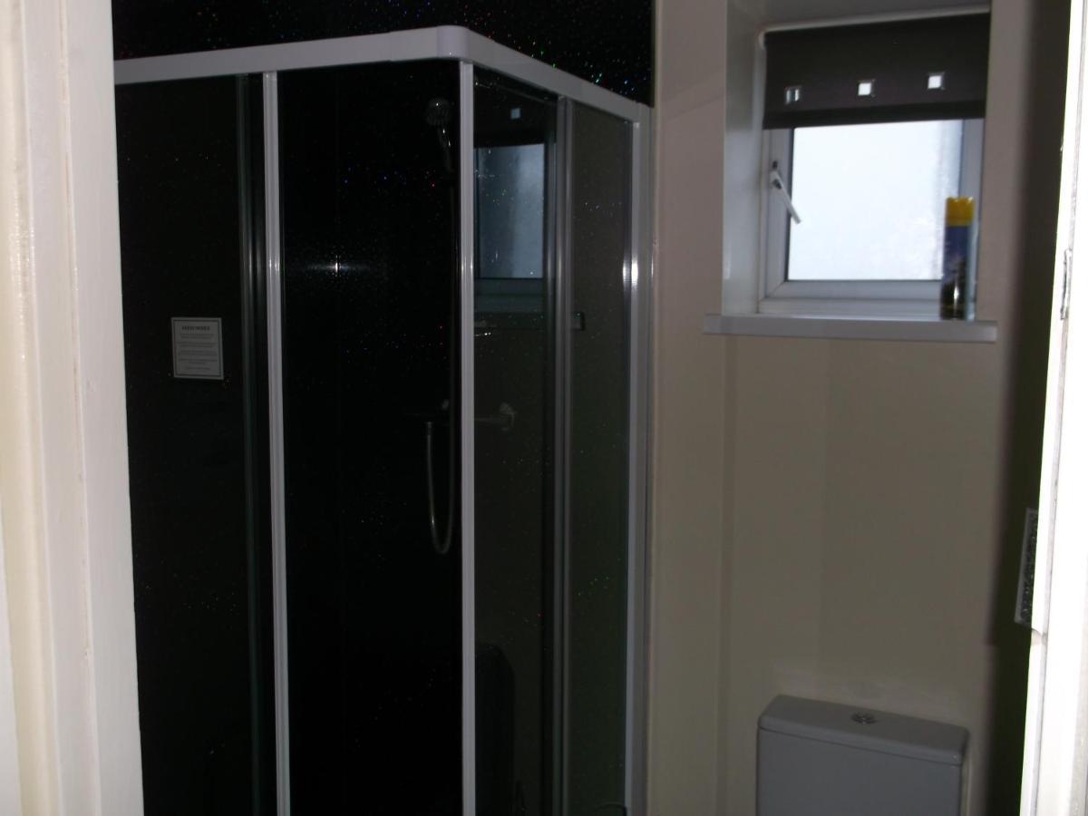 Гостевой дом Twin Palms 2*